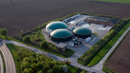 Moderne Anlage zur Erzeugung von Biogas